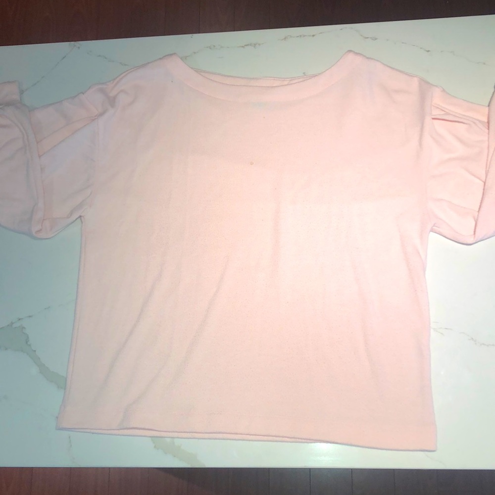 Puffed long sleeve top